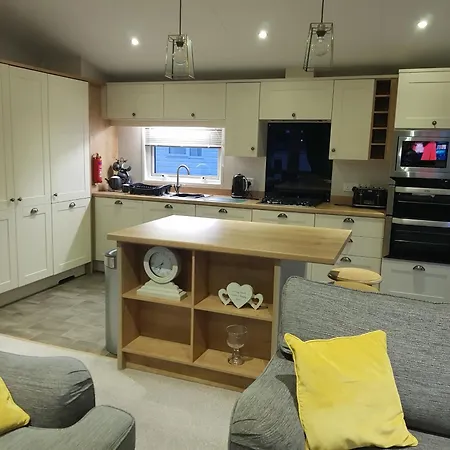 بيت للعطل Cayton Bay Parkdean *